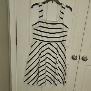 Draper James Blue and White Sleeveless Fit and Flare Circle Midi Dress